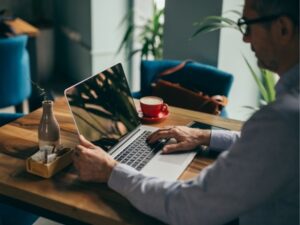 Business Cards Online: The Ultimate Guide to Creating and Ordering the Perfect Card