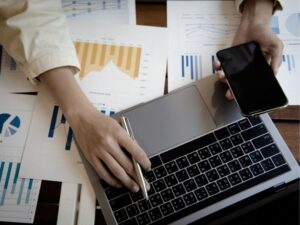 Your Ultimate Guide to Thriving in Small Business: From Startup to Success