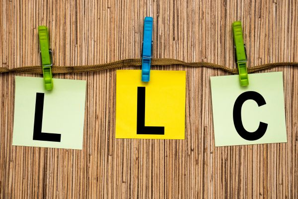 Difference between LLC and Corporation